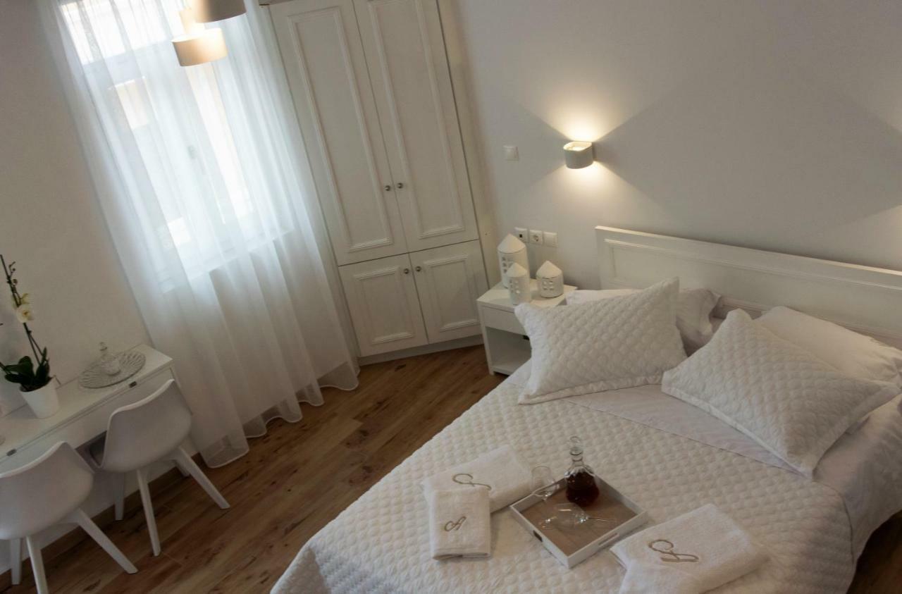 Agapi Suites Chania  ภายนอก รูปภาพ